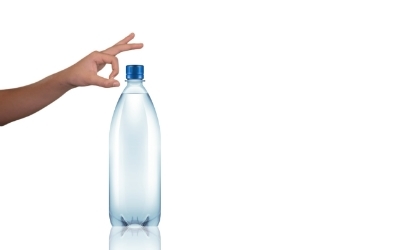 Les bouteilles en plastique sont un véritable fléau pour l'environnement, il est temps de dire stop...